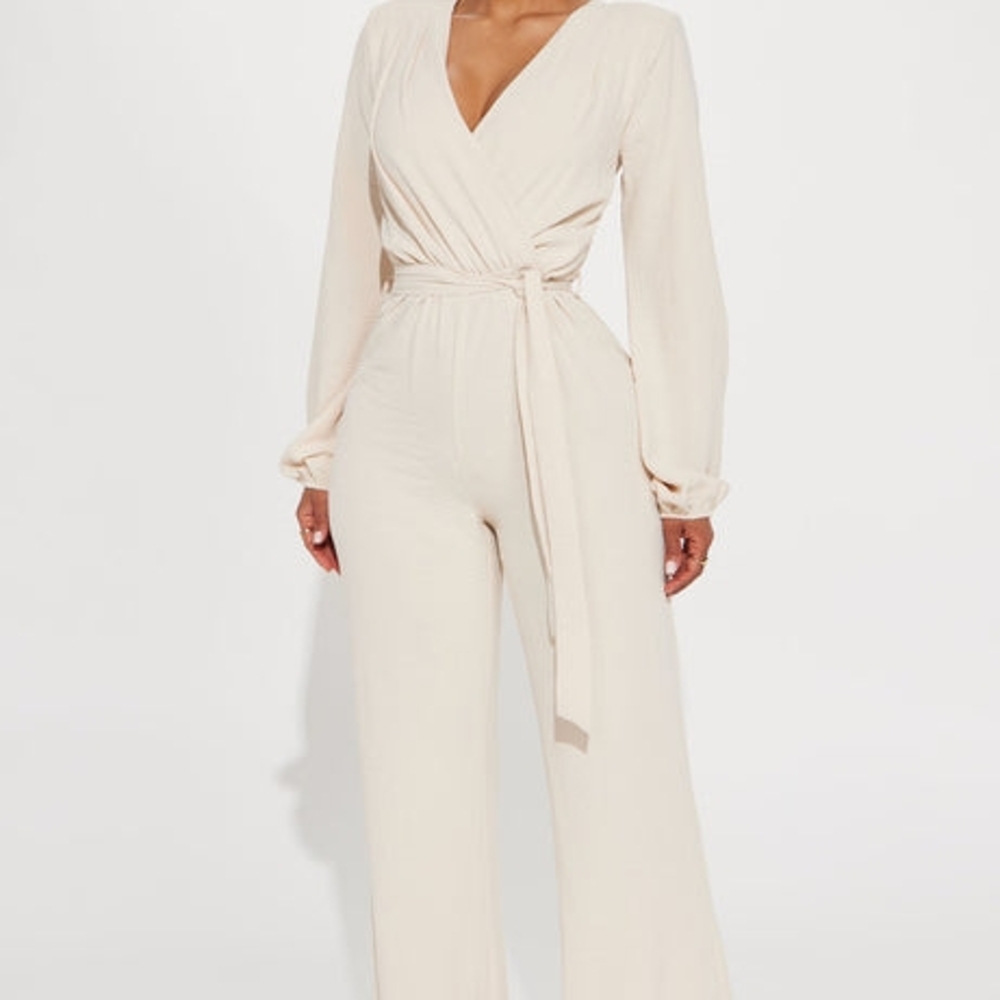 Fashion Nova OATMEAL Jumpsuit Size 1X NWT - Picture 3 of 6